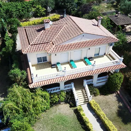 Villa Miraflores-center And